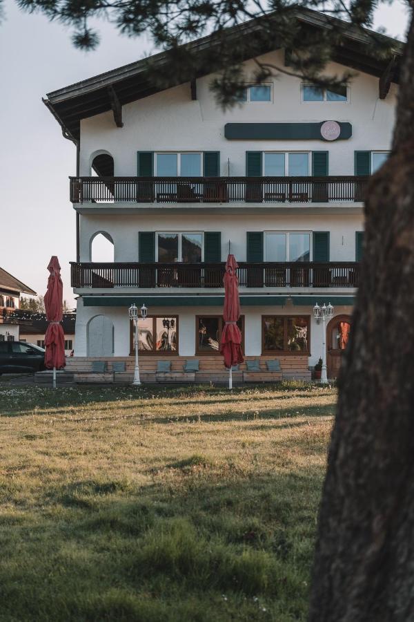 Leda Am Eck Hotel Bad Wiessee Exterior photo